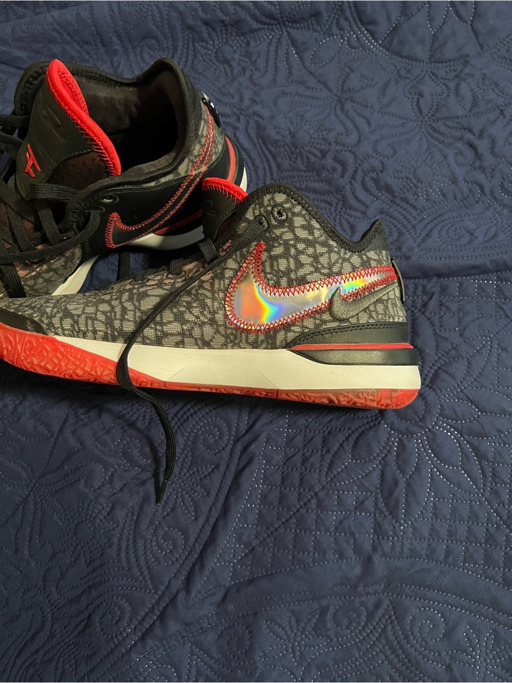 Nike  Black and Red Sneakers with Holographic Swoosh Labron Zoom NXXT 9.5 mens.